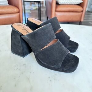 Free People Love is Everywhere Black Velvet‎ Platform Sandals Women's Size 11